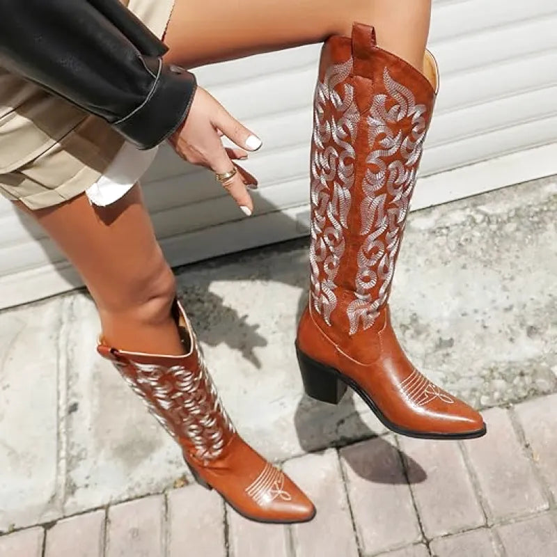 BETTY Cowgirl Boots - Resistant PU leather | Elegance & Stability - Yehaw