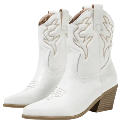 LYNN Cowgirl Boots - Resistant PU leather | Elegance & Stability - Yehaw