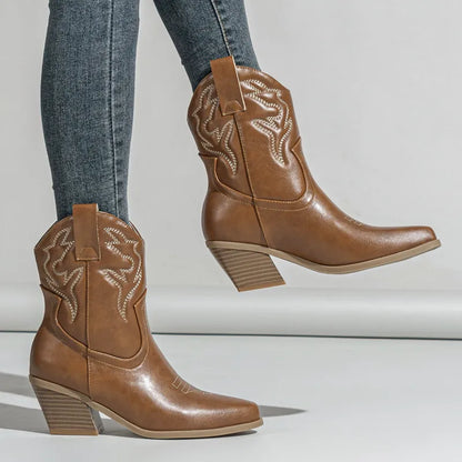 LYNN Cowgirl Boots - Resistant PU leather | Elegance & Stability - Yehaw