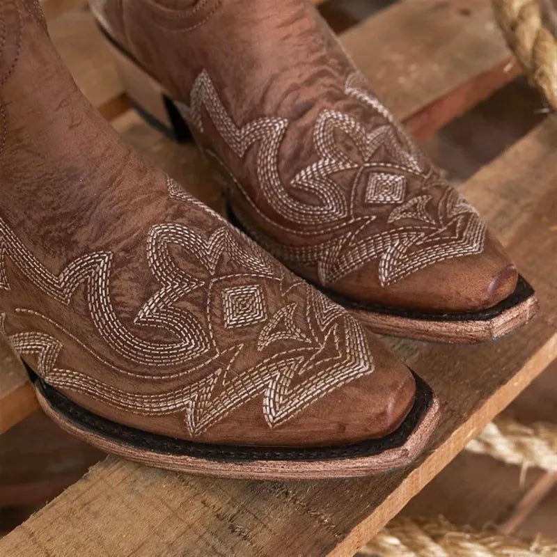 MARY Cowgirl Boots - Resistant PU leather | Elegance & Stability - Yehaw