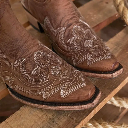 MARY Cowgirl Boots - Resistant PU leather | Elegance & Stability - Yehaw